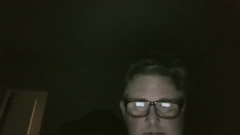 Snapshot of bluemoose70 chatting on 02/08/25, 04:03 bluemoose70 online show from 02/08/25, 04:03