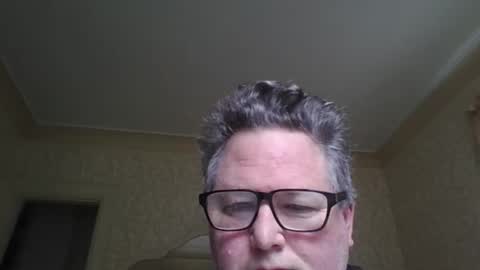 Snapshot of bluemoose70 chatting on 10/30/25, 04:30 bluemoose70 online show from 10/30/25, 04:30