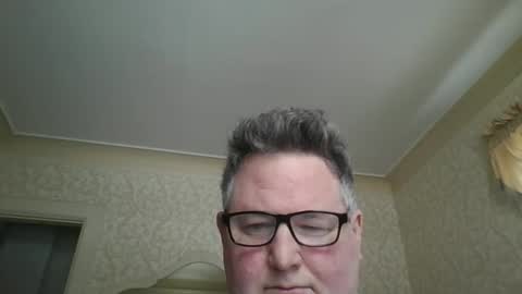 Snapshot of bluemoose70 chatting on 02/12/26, 07:20 bluemoose70 online show from 02/12/26, 07:20