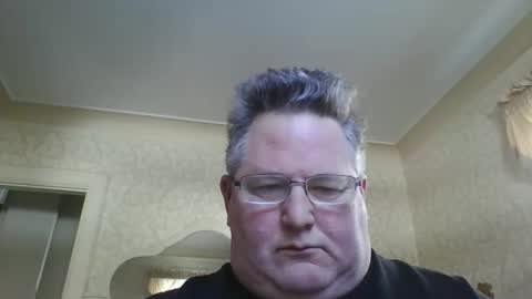 Snapshot of bluemoose70 chatting on 03/01/26, 07:27 bluemoose70 online show from 03/01/26, 07:27