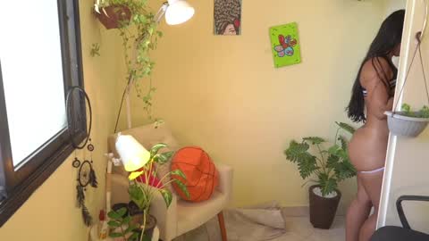 FLORAA online show from 01/17/25, 12:21