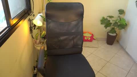 FLORAA online show from 02/28/25, 10:52