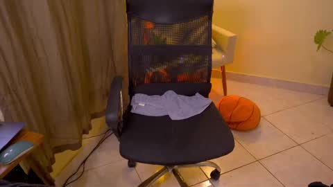 FLORAA online show from 11/20/25, 08:25