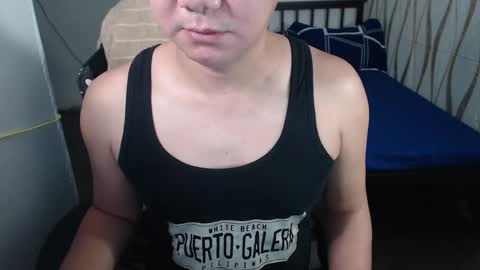 Snapshot of blueranger27 chatting on 02/17/25, 12:10 Andy Tan online show from 02/17/25, 12:10