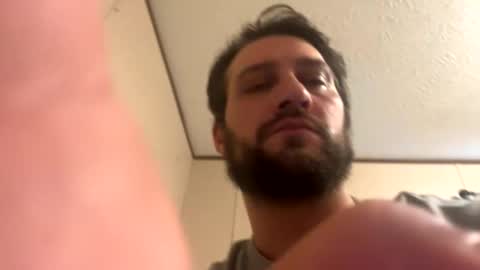 Snapshot of blueskyy56 chatting on 11/19/25, 06:52 blueskyy56 online show from 11/19/25, 06:52