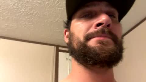 Snapshot of blueskyy56 chatting on 11/20/25, 10:26 blueskyy56 online show from 11/20/25, 10:26