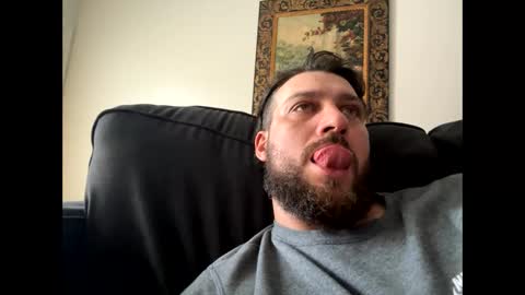 Snapshot of blueskyy56 chatting on 12/17/25, 07:09 blueskyy56 online show from 12/17/25, 07:09