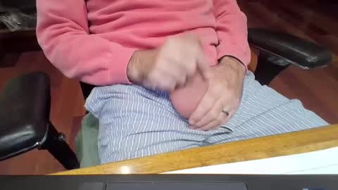 bluespycy online show from 12/19/24, 11:07