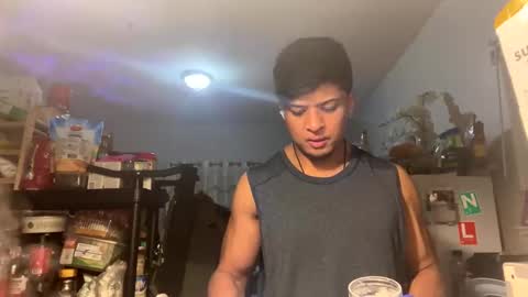 Snapshot of bluevegeta143 chatting on 11/27/25, 01:51 bluevegeta143 online show from 11/27/25, 01:51