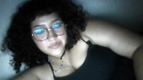 Snapshot of bluevelvett__ chatting on 02/26/26, 03:27 blue online show from 02/26/26, 03:27