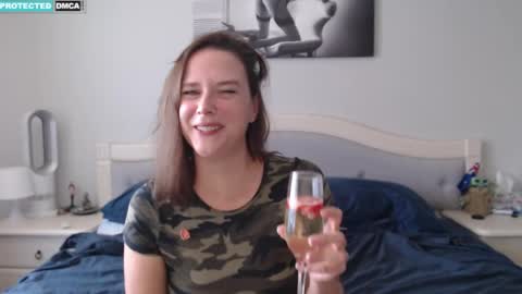 Stacey online show from 04/25/26, 04:15