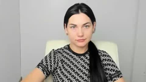 Snapshot of blum_kelly chatting on 09/09/25, 05:40 Kelly online show from 09/09/25, 05:40