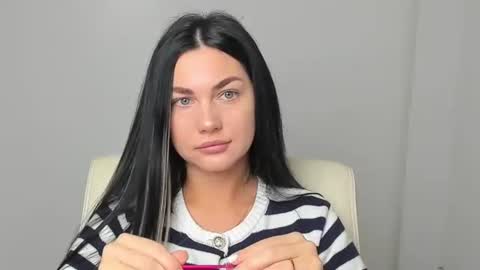 Snapshot of blum_kelly chatting on 11/21/25, 06:56 Kelly online show from 11/21/25, 06:56