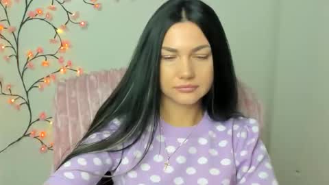 Snapshot of blum_kelly chatting on 12/16/25, 07:24 Kelly online show from 12/16/25, 07:24