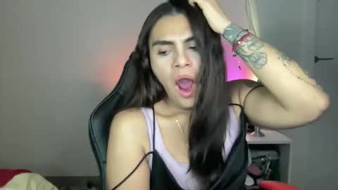 blumakinsey_ online show from 01/14/26, 10:25