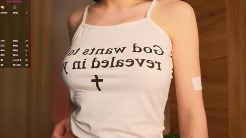 Dolores online show from 11/23/25, 06:02