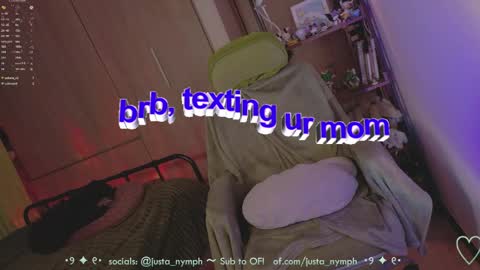 Snapshot of blushing_nymph chatting on 05/19/26, 01:56 Im Nym Justa nymph on twitter and IG online show from 05/19/26, 01:56