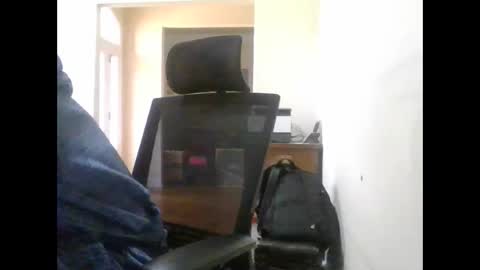 bluuthunder1914 online show from 10/07/25, 05:32