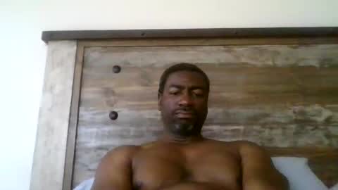 bluuthunder1914 online show from 04/30/26, 03:51