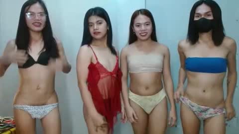 Snapshot of blythe_show chatting on 02/17/25, 03:09 blythe_show online show from 02/17/25, 03:09