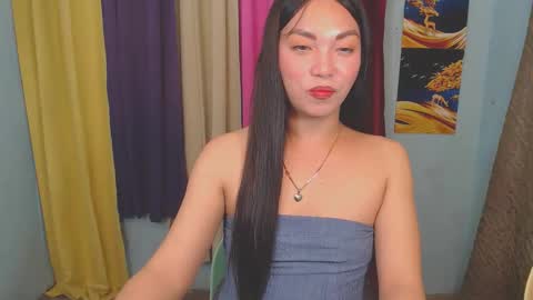 Snapshot of blythe_show chatting on 12/19/25, 06:26 blythe_show online show from 12/19/25, 06:26