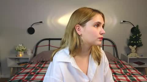 Erica online show from 12/22/24, 08:36