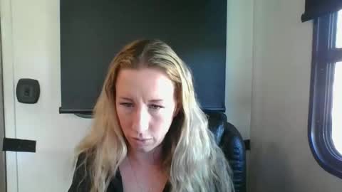 MamaMorgan online show from 12/03/25, 05:22