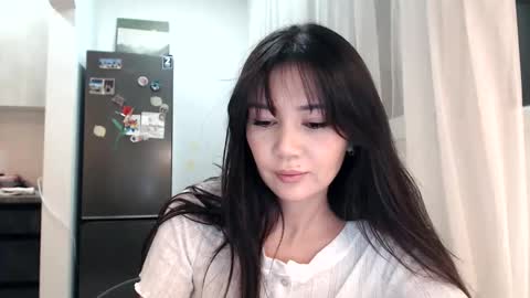 Snapshot of bmw_lovee chatting on 03/09/26, 04:00 Liya online show from 03/09/26, 04:00