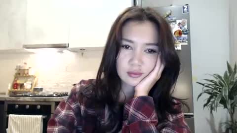 Snapshot of bmw_lovee chatting on 06/29/26, 05:13 Liya online show from 06/29/26, 05:13