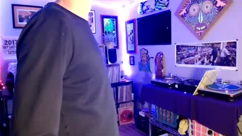 Snapshot of bnczuperzexy chatting on 12/08/24, 06:54 ZuperZexyZounds online show from 12/08/24, 06:54