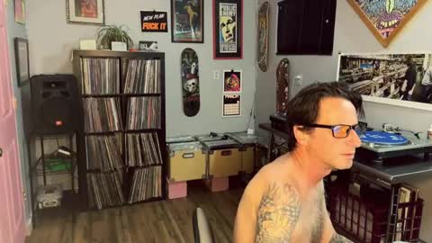 ZuperZexyZounds online show from 04/16/26, 02:56