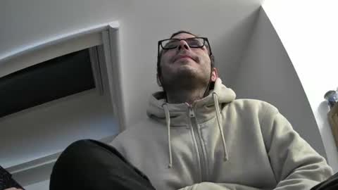 Snapshot of bo22222222 chatting on 11/16/25, 10:48 bo22222222 online show from 11/16/25, 10:48