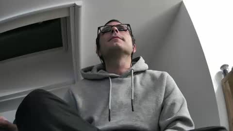 Snapshot of bo22222222 chatting on 11/23/25, 09:36 bo22222222 online show from 11/23/25, 09:36