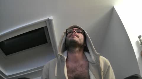 Snapshot of bo22222222 chatting on 12/23/25, 12:52 bo22222222 online show from 12/23/25, 12:52