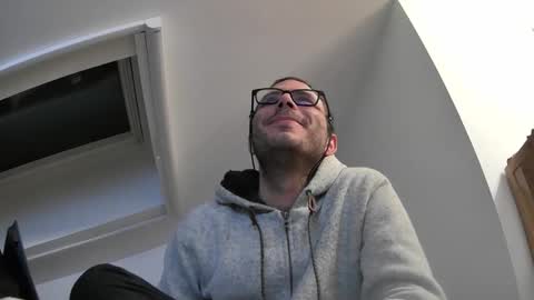 Snapshot of bo22222222 chatting on 01/17/26, 06:44 bo22222222 online show from 01/17/26, 06:44