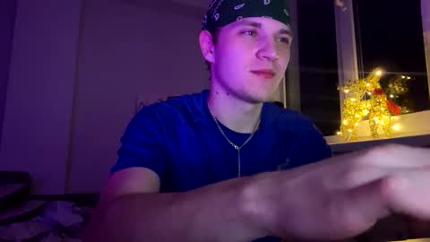 Snapshot of bob_bucks chatting on 02/01/26, 09:13 bob_bucks online show from 02/01/26, 09:13