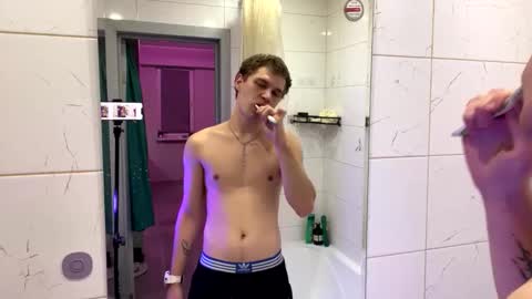 Snapshot of bob_bucks chatting on 02/22/26, 11:03 bob_bucks online show from 02/22/26, 11:03