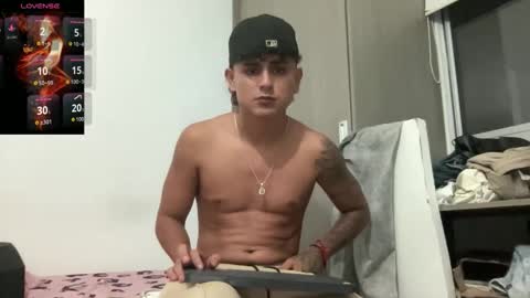 Snapshot of bob_pettersonn chatting on 11/27/25, 04:36 Bob INDEPENDENT MODEL online show from 11/27/25, 04:36