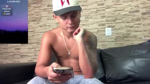 Bob  INDEPENDENT MODEL online show from 02/13/26, 01:45