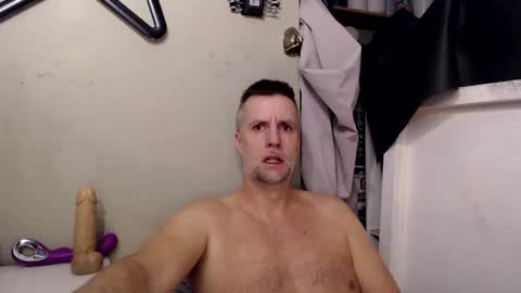 Dan online show from 10/25/25, 03:18