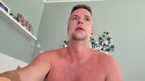 Dan online show from 07/10/26, 08:18