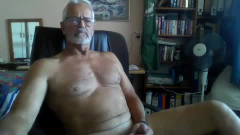 Snapshot of bobbgud chatting on 06/28/26, 10:21 Bobbgud online show from 06/28/26, 10:21