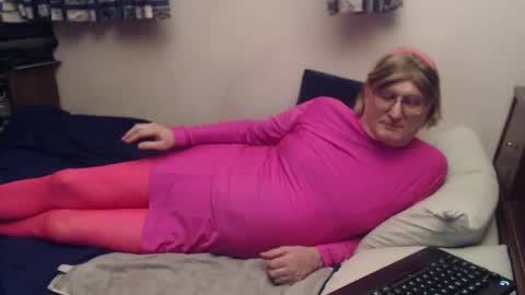 Snapshot of bobbie_the_sissy chatting on 05/11/26, 06:19 Bobbie or Roberta online show from 05/11/26, 06:19