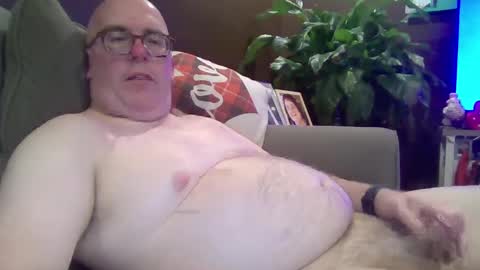 bobblehead31382 online show from 03/05/25, 12:16