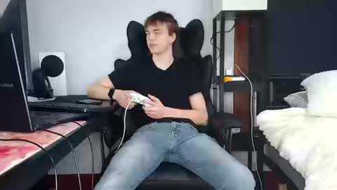 bobby72738 online show from 10/11/25, 02:33