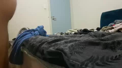 Snapshot of bobby_00x00 chatting on 03/02/26, 06:25 bobby_00x00 online show from 03/02/26, 06:25