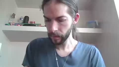 Snapshot of bobbysinger2009 chatting on 10/26/25, 01:28 bobbysinger2009 online show from 10/26/25, 01:28