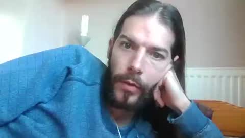 Snapshot of bobbysinger2009 chatting on 12/02/25, 12:43 bobbysinger2009 online show from 12/02/25, 12:43