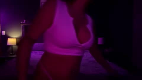 milf online show from 05/17/26, 04:32