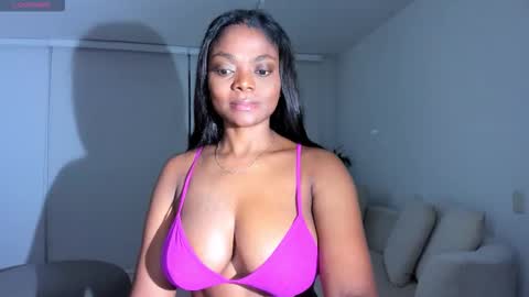 Snapshot of body_desire chatting on 10/01/25, 09:48 danna online show from 10/01/25, 09:48